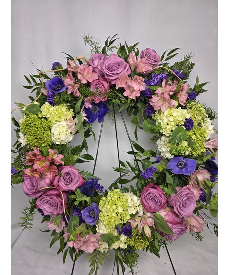 Peacefully Remembered Sympathy Wreath