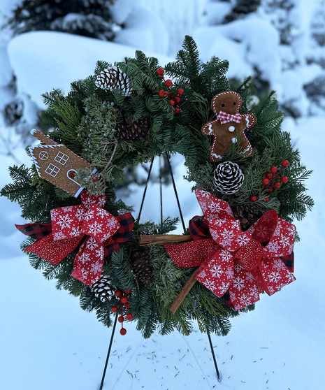 Gingerbread Holiday Wreath