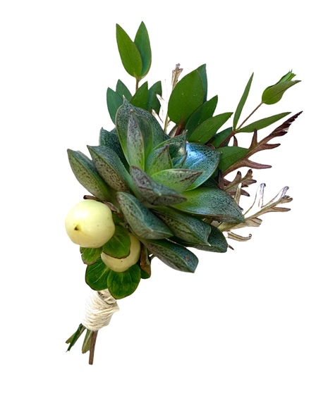Classic rose boutonniere with jewel details