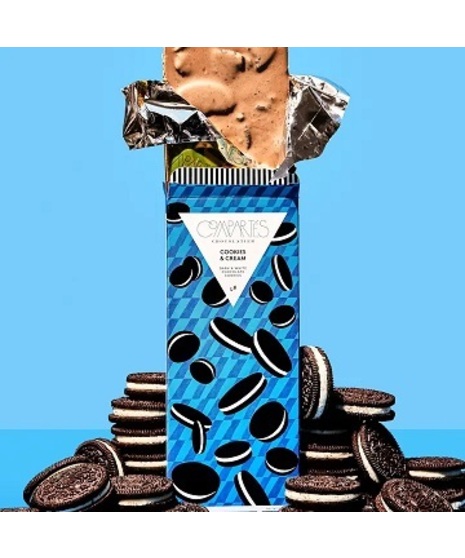 close up of compartes chocolate bar